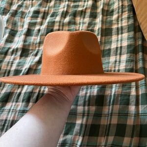 Olive and pique hat